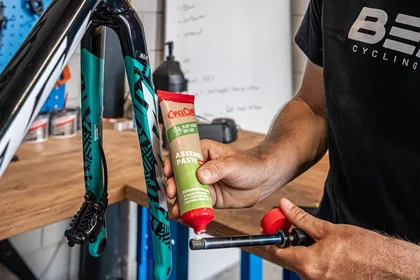 CyclOn ASSEMBLY PASTE Plant based