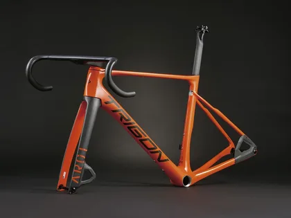 Trigon AR01 Speed-Orange 2026, Oranžová