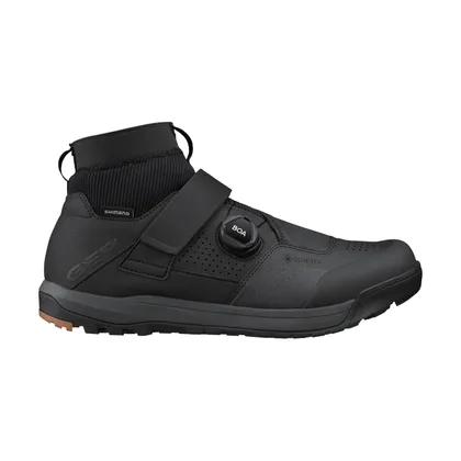 Tretry SHGE900GTX čierne /Vel:43