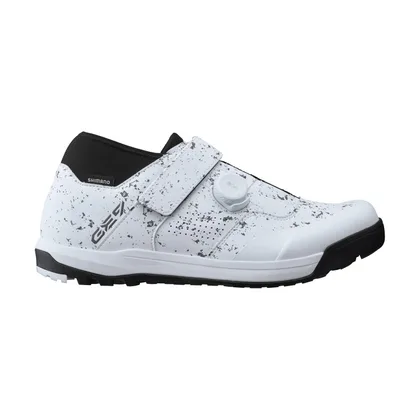 Tretry SHGE900HS biele /Vel:47