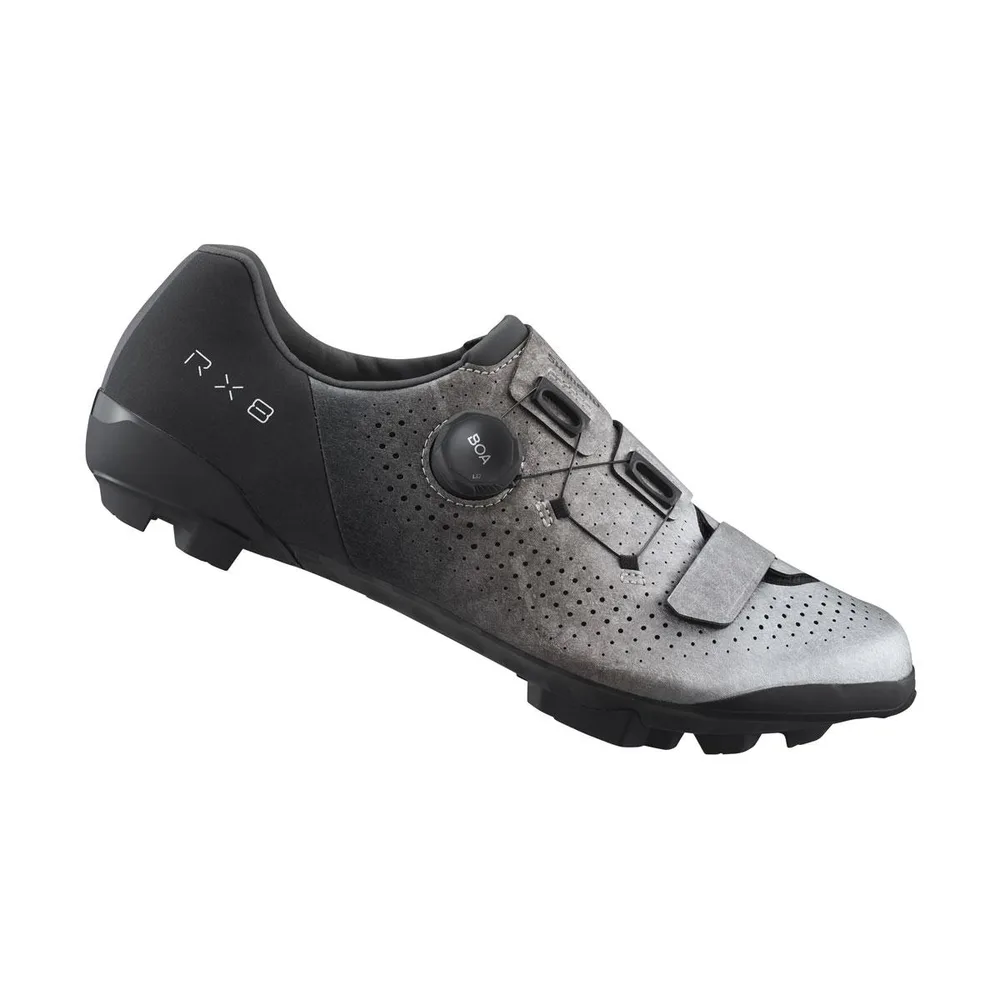 Tretry SHRX801 strieborné /Vel:42