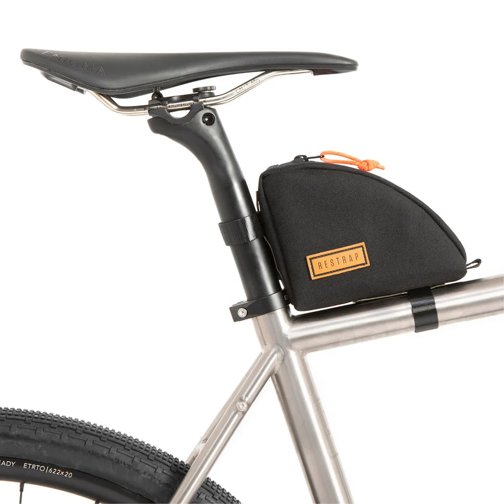 Restrap Rear Top Tube Bag taška na rám, 1 l, čierna