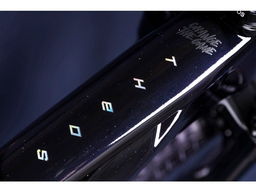 KELLYS THEOS F100 SH – detail (galéria)