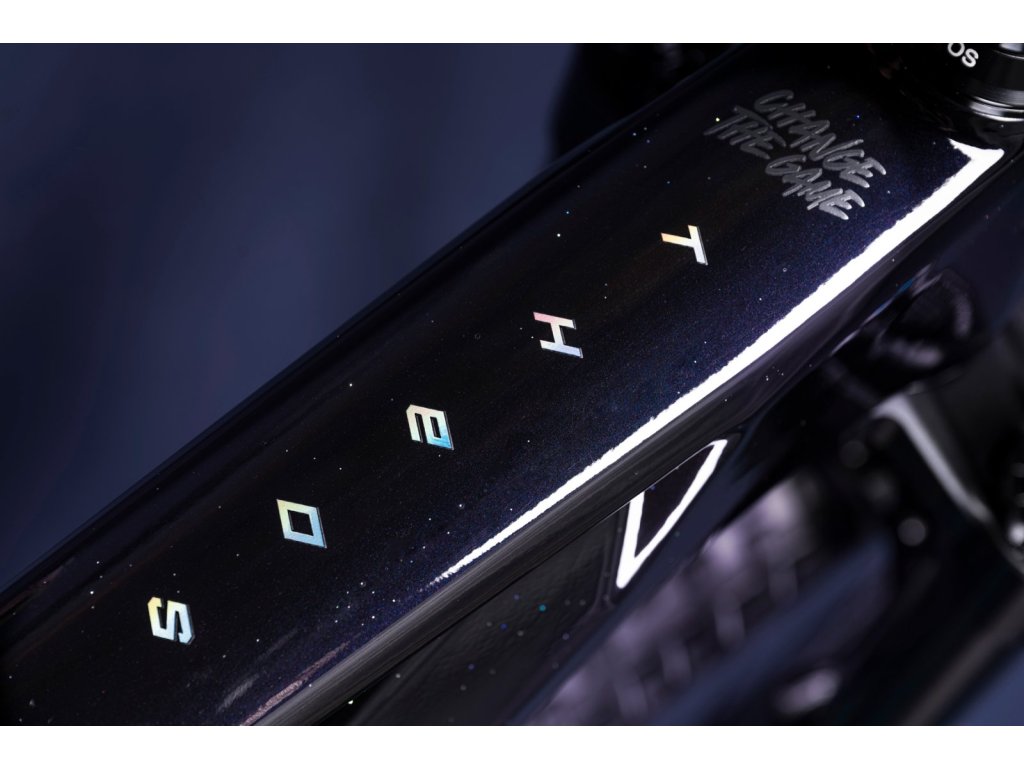 KELLYS THEOS F100 SH – detail (galéria)