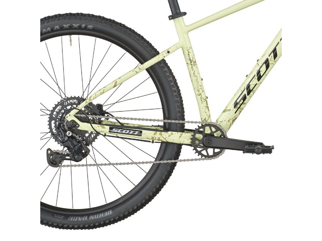 Detail pohonu Shimano CUES